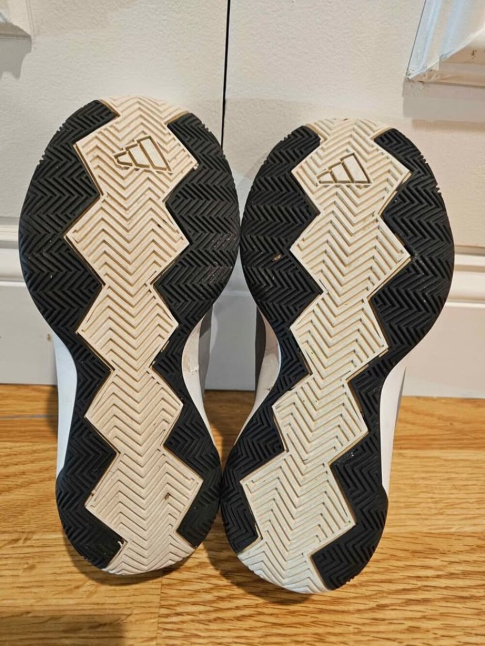 Adidas Cross 'Em Up Select Mid Basketball Shoes - Size 3.5 - Picture 4 of 5